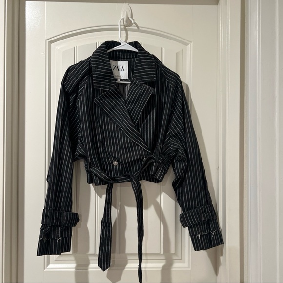 Zara Black pinstripe Denim Cropped belted Jacket Trench Style SZ L NWOT - Picture 3 of 14